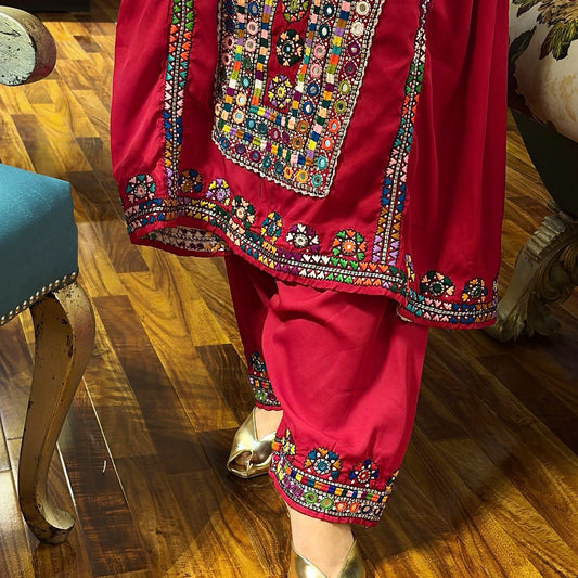 Surkh — Red Balochi Gagga