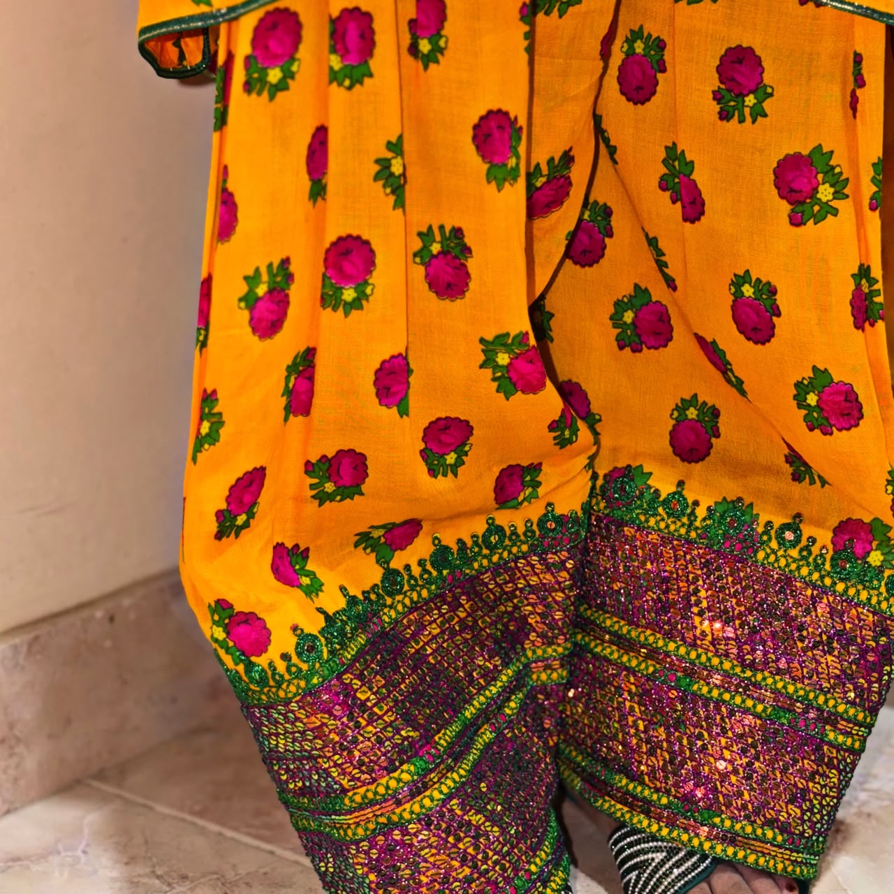 Chamak | Sitara