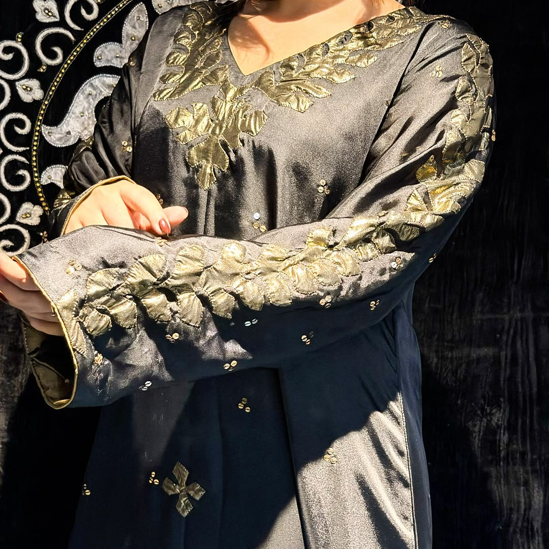 Noir | Appliqué Kaftan Dress Her Studio